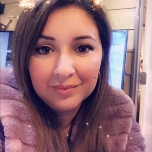 Meet your Posher, Elsa